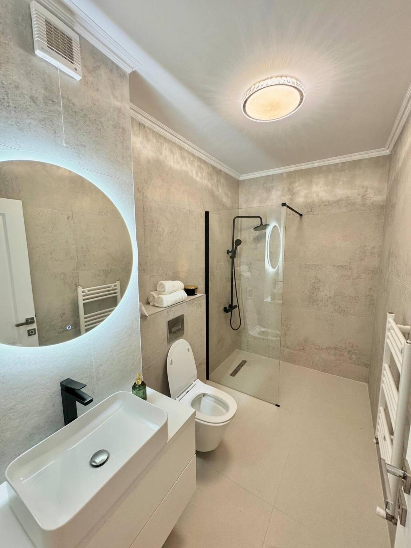 Lake View Luxury Apartament Cluj-Napoca Luaran gambar